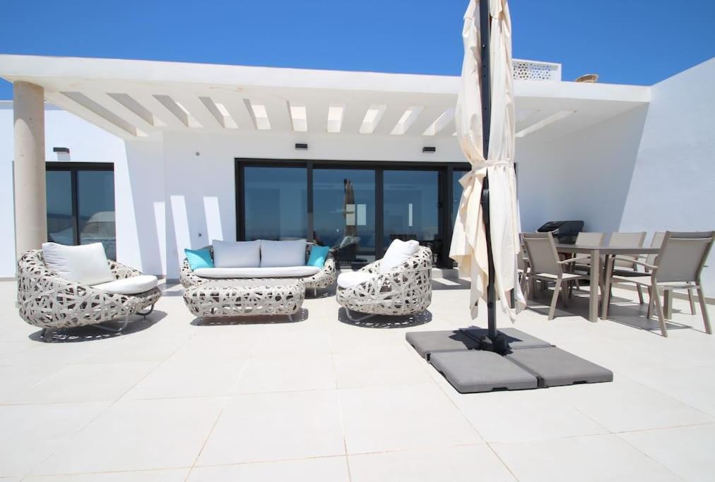 Luxurious Penthouse With Huge Panoramic Terrace Lejlighed San Roque  Eksteriør billede